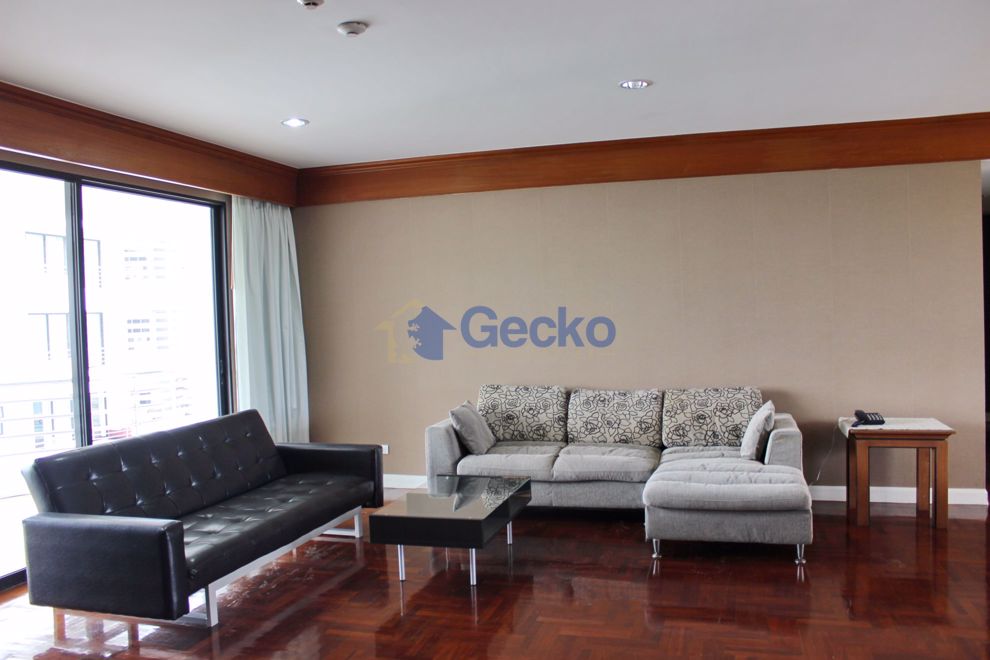 GKP-C002952 (Photo 1)