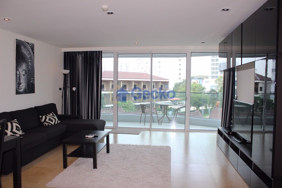 2 Bedrooms Condo in The Cliff Pratumnak C001582 (Photo 2)