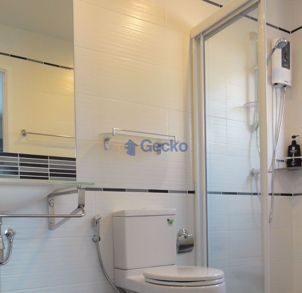 1 Bedroom Condo in Centric Sea Central Pattaya C003153 (Photo 4)