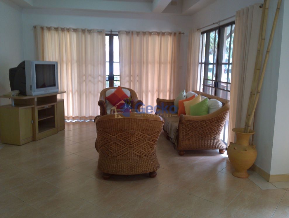 3 ห้องนอน บ้าน เข้า เซ็นทรัล ปาร์ค 5  พัทยาตะวันออก H002704 (Photo 2)