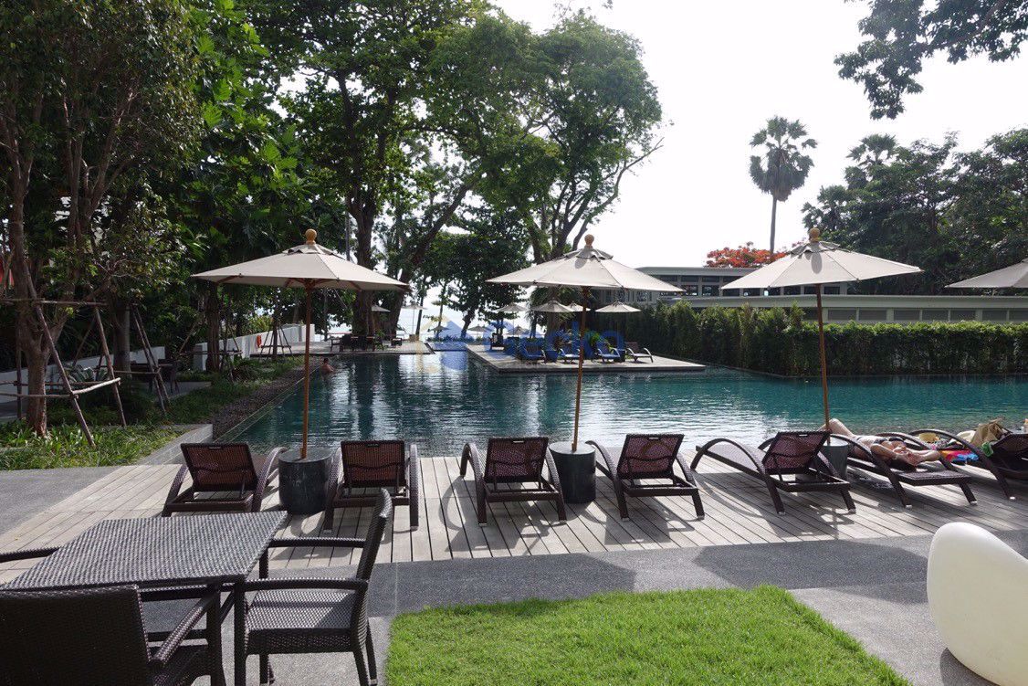 2 ห้องนอน คอนโดมิเนี่ยม เข้า The Zire วงศ์อมาตย์ C002854