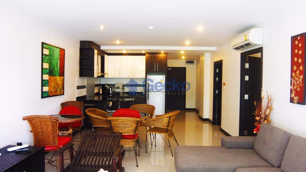 2 Bedrooms Condo in Siam Ocean View Pratumnak C005095 (Photo 2)