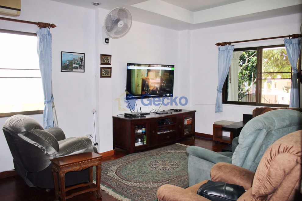 4 ห้องนอน บ้าน in Eakmongkol 4  พัทยาตะวันออก H006277 (Photo 4)
