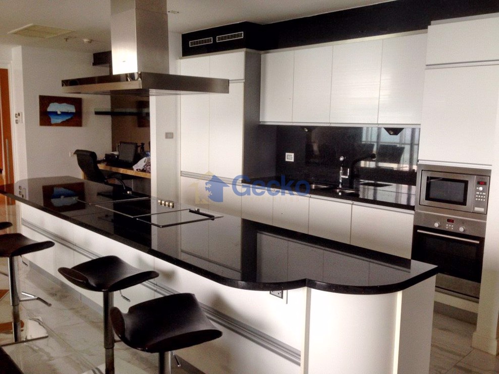 4 Bedrooms Condo in The Cove Pattaya Wongamat C005121 (Photo 2)