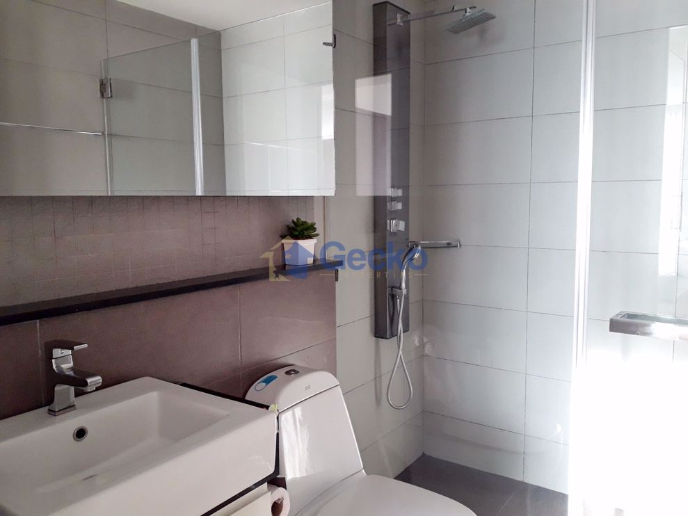 2 ห้องนอน คอนโดมิเนี่ยม in Apus Condominium พัทยากลาง C005145 (Photo 3)