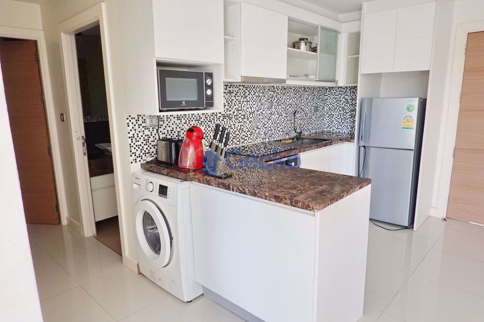 1 Bedroom Condo in Sunset Boulevard 2 Pratumnak C008787 (Photo 2)