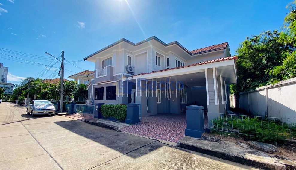 4 ห้องนอน บ้าน in Baan Suan Lalana  จอมเทียน H008562 (Cover Photo)