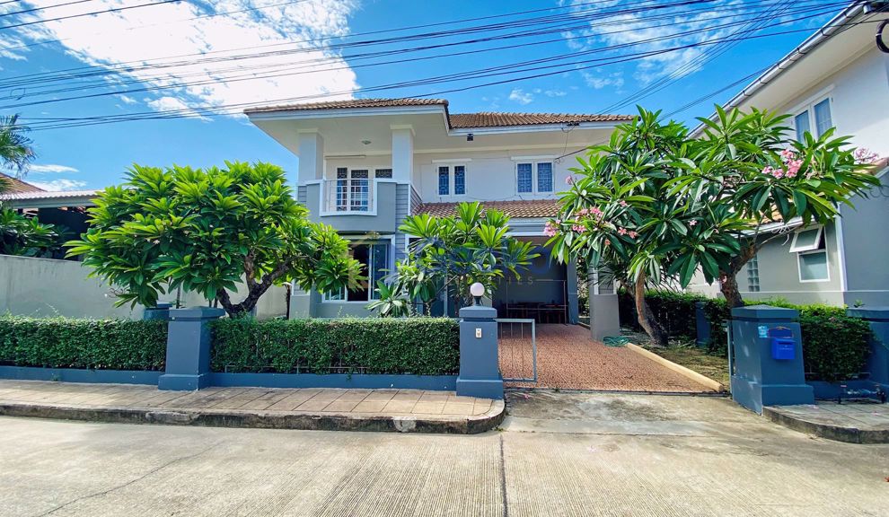 3 Bedrooms House in Baan Suan Lalana  Jomtien H008564 (Cover Photo)