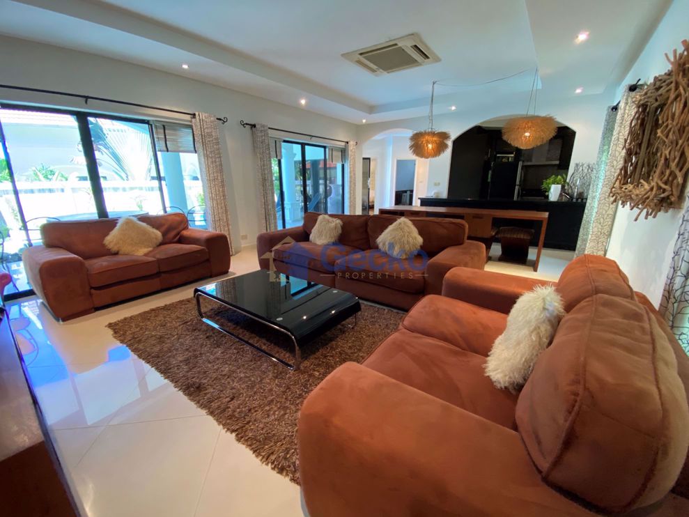 3 ห้องนอน บ้าน in Palm Grove Resort  นาจอมเทียน H008807 (Photo 2)