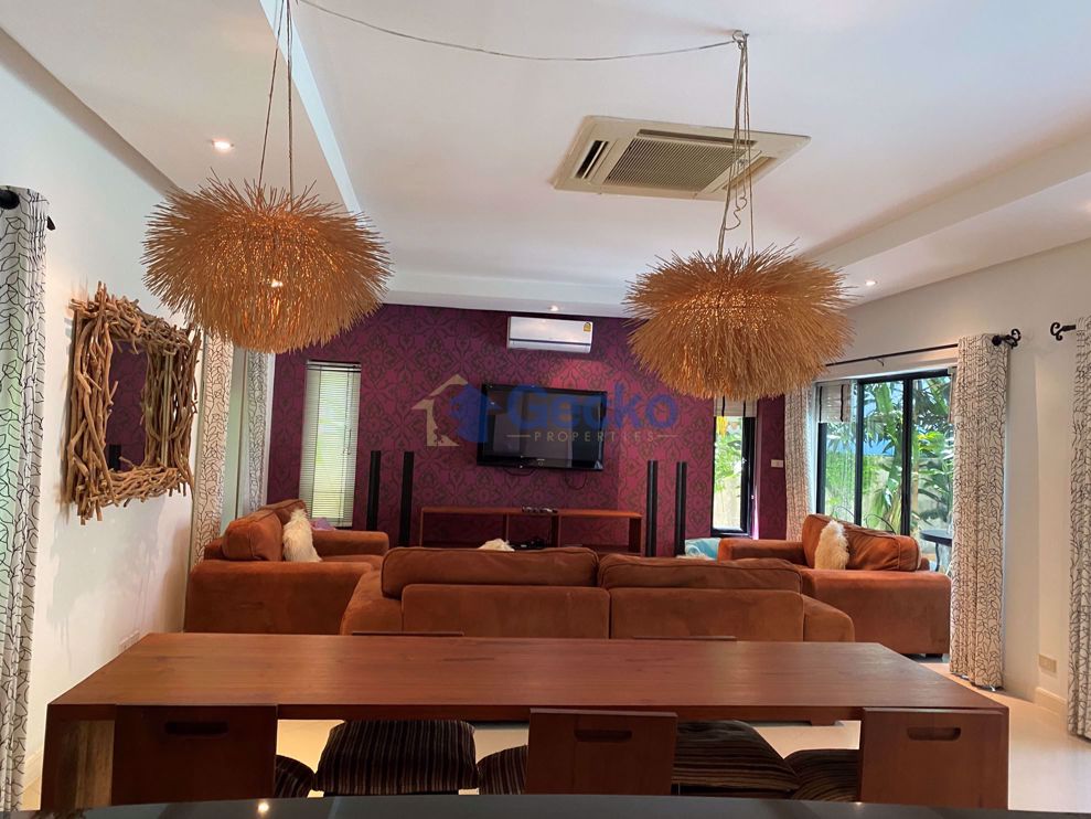 3 ห้องนอน บ้าน in Palm Grove Resort  นาจอมเทียน H008807 (Photo 3)