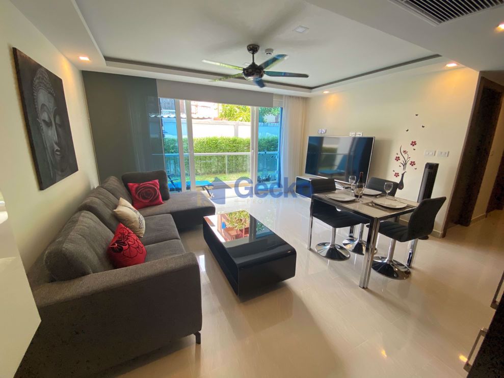 2 Bedrooms Condo in Grand Avenue Central Pattaya C008344 (Photo 1)