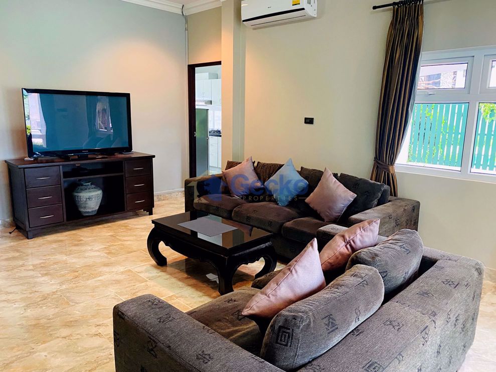 3 Bedrooms House in Paradise Hill 2  East Pattaya H008609 (Photo 3)
