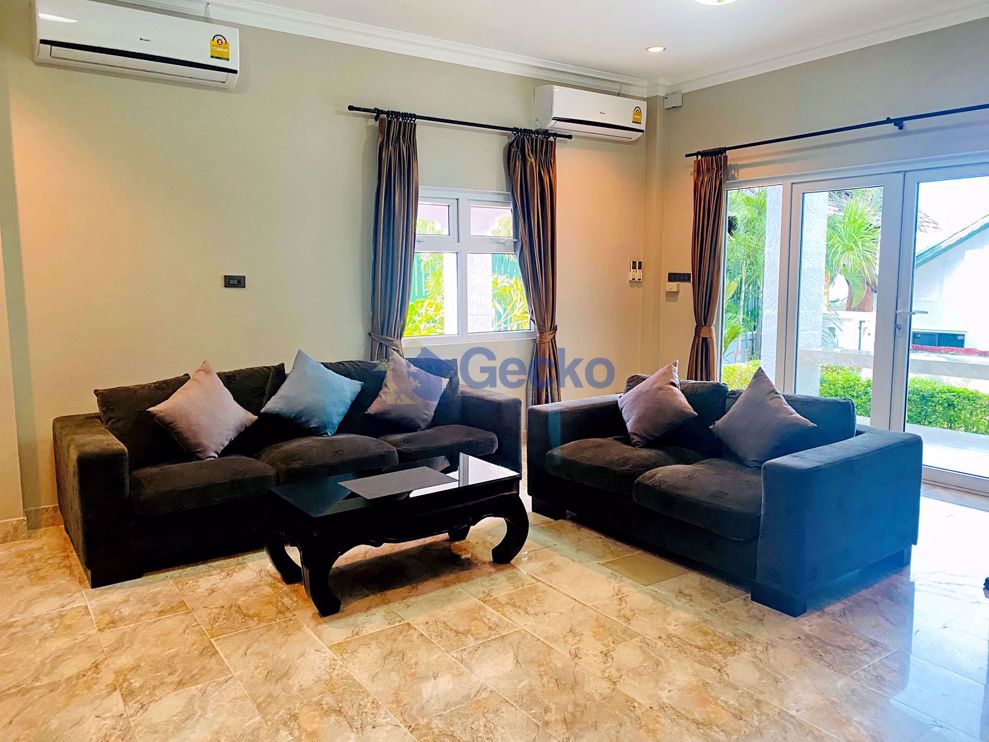 3 Bedrooms House in Paradise Hill 2  East Pattaya H008609 (Photo 4)
