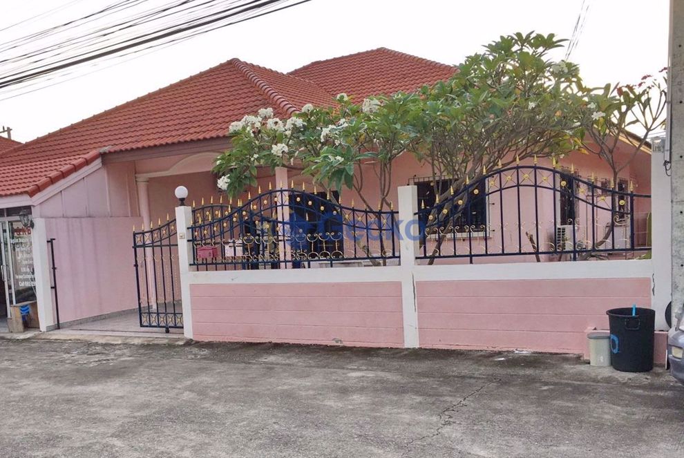 2 Bedrooms House in Chokchai Garden Homes 2  East Pattaya H008841 (Cover Photo)