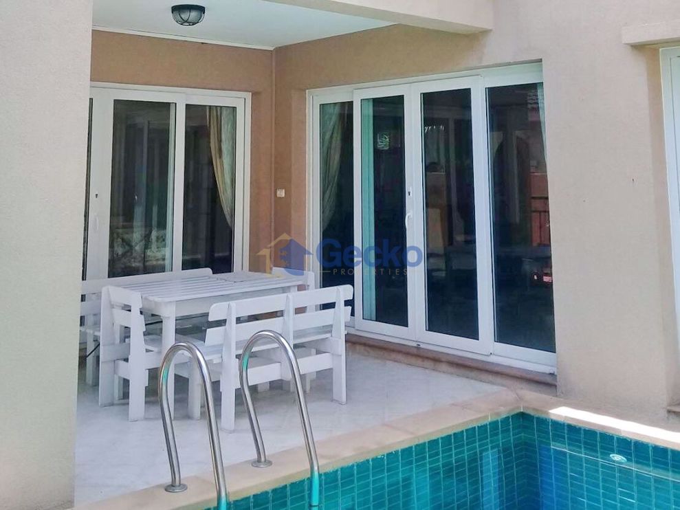 3 Bedrooms House in Silk Road Place  East Pattaya H008372 (Photo 2)