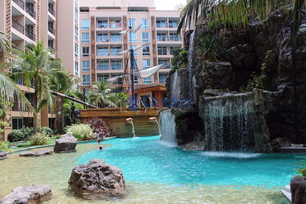 2 Bedrooms Condo in Atlantis Condo Resort Jomtien C008843 (Cover Photo)
