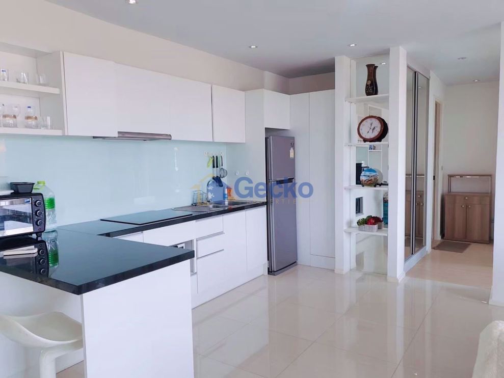 2 Bedrooms Condo in Atlantis Condo Resort Jomtien C008843 (Photo 1)