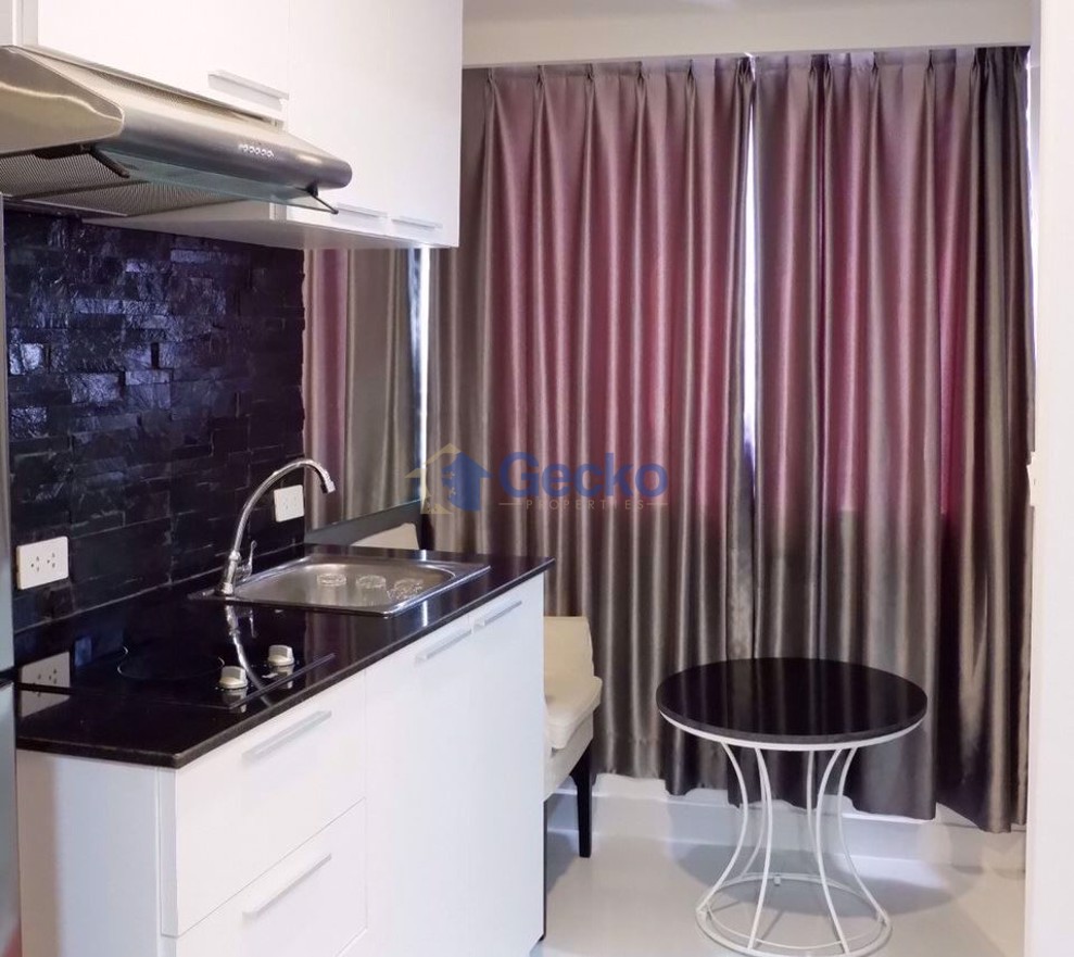 สตูดิโอ คอนโดมิเนี่ยม in Pattaya Beach Condo พัทยากลาง C008375 (Photo 3)