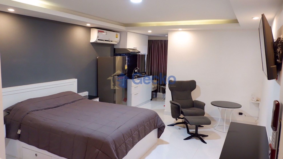 สตูดิโอ คอนโดมิเนี่ยม in Pattaya Beach Condo พัทยากลาง C008375 (Photo 4)