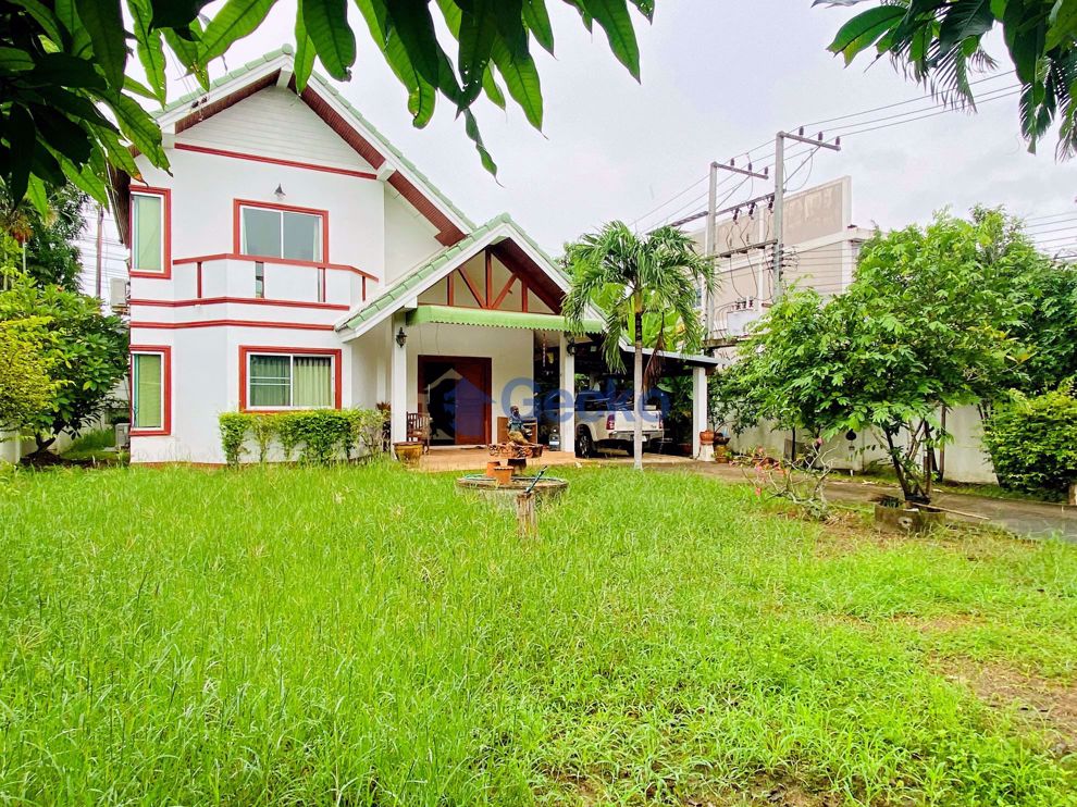 4 Bedrooms House in Siam Place  East Pattaya H008846 (Photo 1)