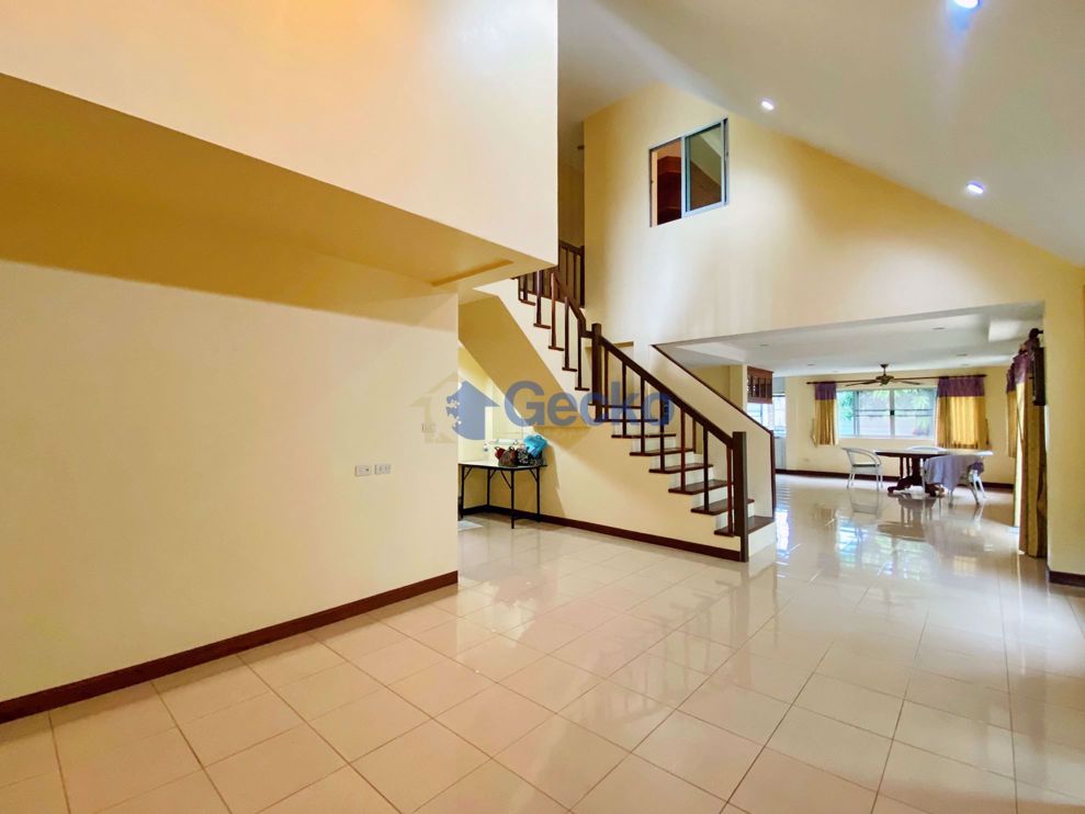 4 Bedrooms House in Siam Place  East Pattaya H008846 (Photo 4)