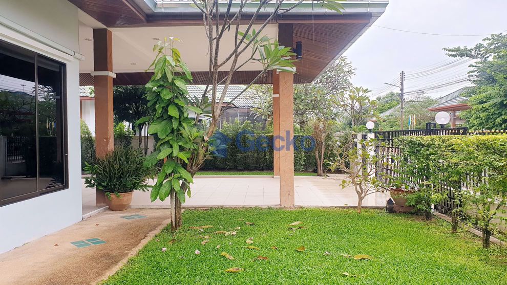 3 ห้องนอน บ้าน in SP Village 3  พัทยาตะวันออก H008856 (Photo 4)
