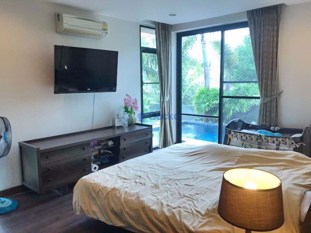 3 ห้องนอน บ้าน เข้า หมู่บ้าน ฮอร์สชูพอยท์  พัทยาตะวันออก H002430 (Photo 2)