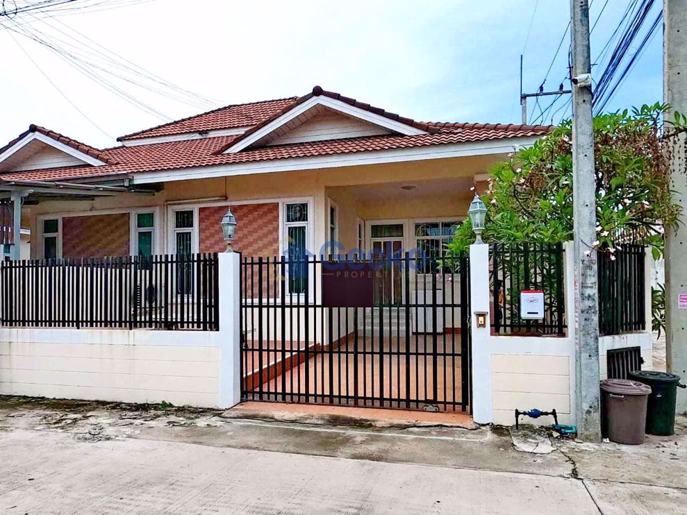 2 Bedrooms House in Chokchai Village 8  East Pattaya H008398 (Cover Photo)