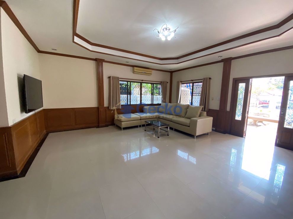 3 ห้องนอน บ้าน in Eakmongkol 3  พัทยาตะวันออก H008405 (Photo 1)