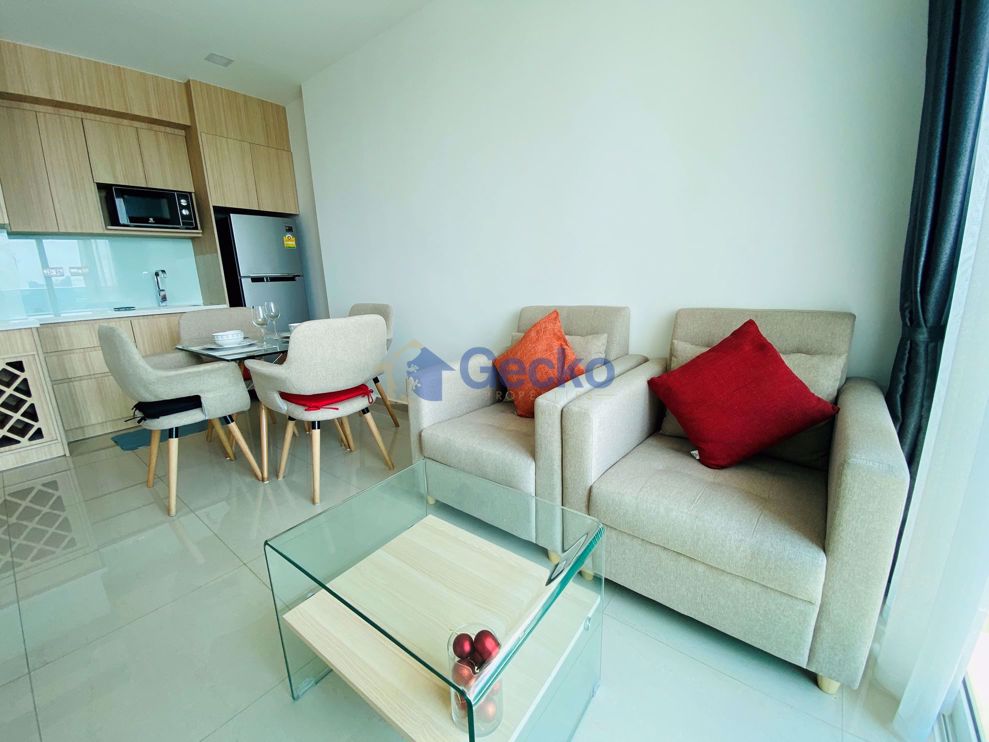 1 ห้องนอน คอนโดมิเนี่ยม in City Garden Tower พัทยาใต้ C008866 (Photo 1)