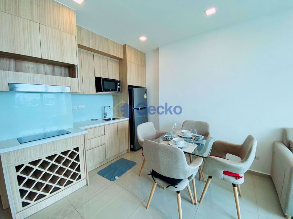 1 ห้องนอน คอนโดมิเนี่ยม in City Garden Tower พัทยาใต้ C008866 (Photo 3)