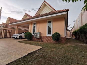 3 Bedrooms House in Chokchai Gardens 3  East Pattaya H008643