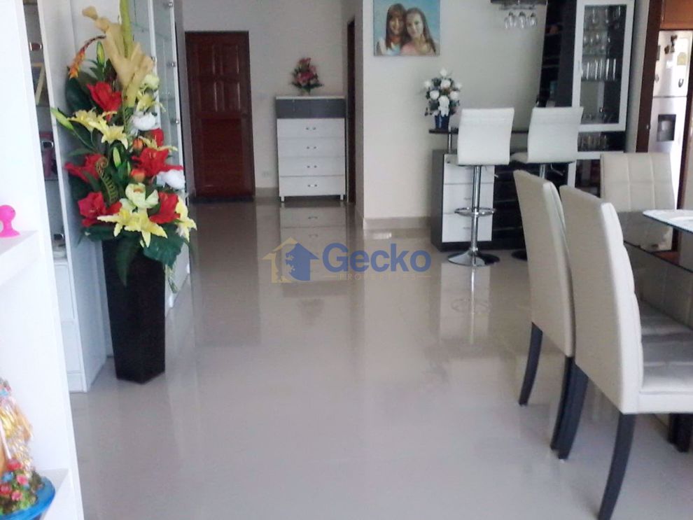 3 ห้องนอน บ้าน in Rose Land & House  พัทยาตะวันออก H008650 (Photo 1)