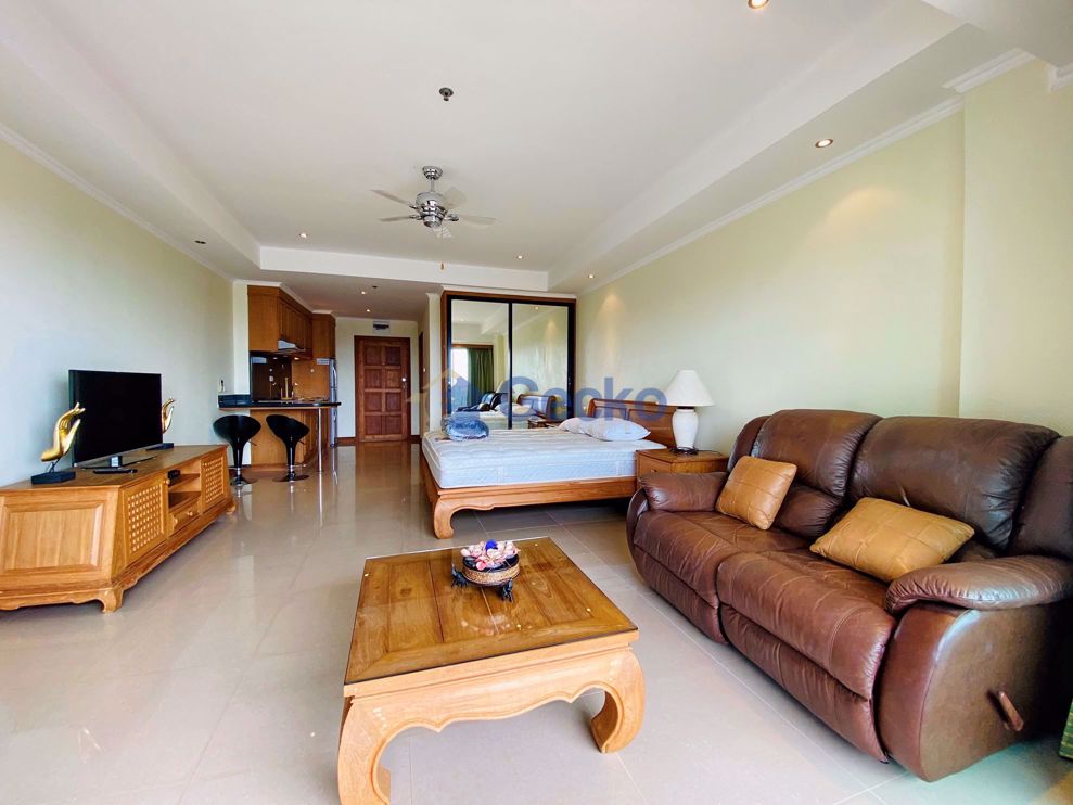 Studio Condo in View Talay 5 Jomtien C008654 (Photo 3)