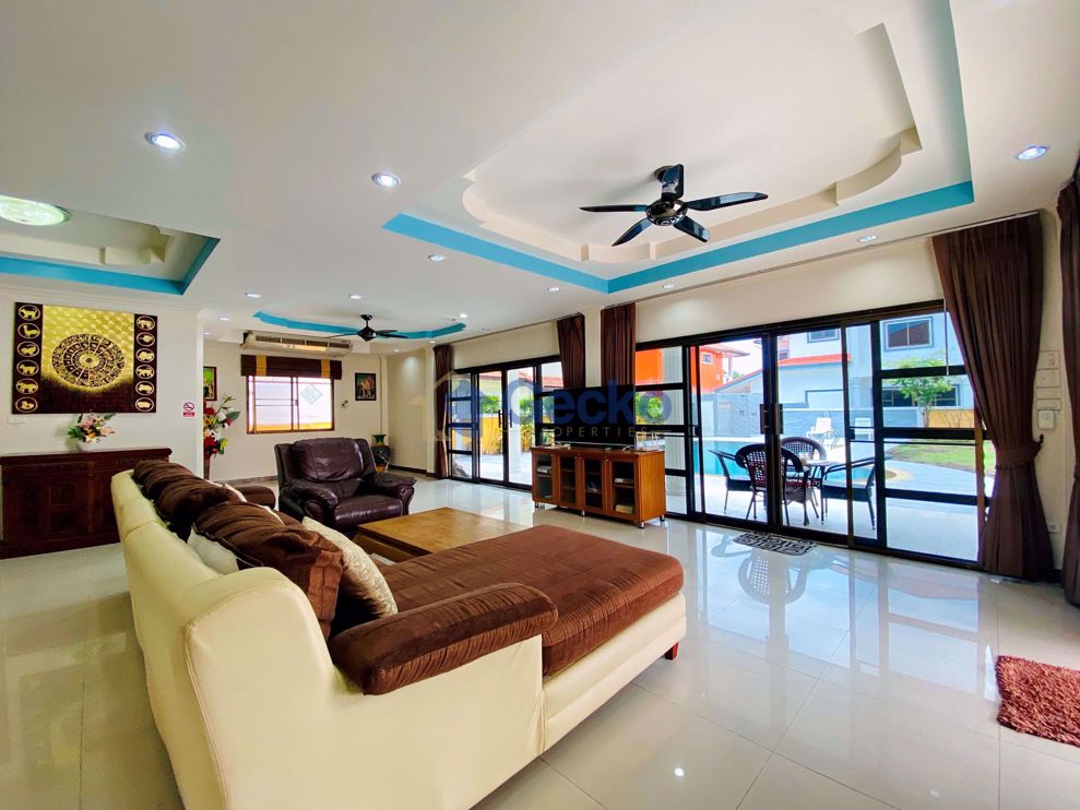 3 ห้องนอน บ้าน in Eakmongkol 2  จอมเทียน H008423 (Photo 1)