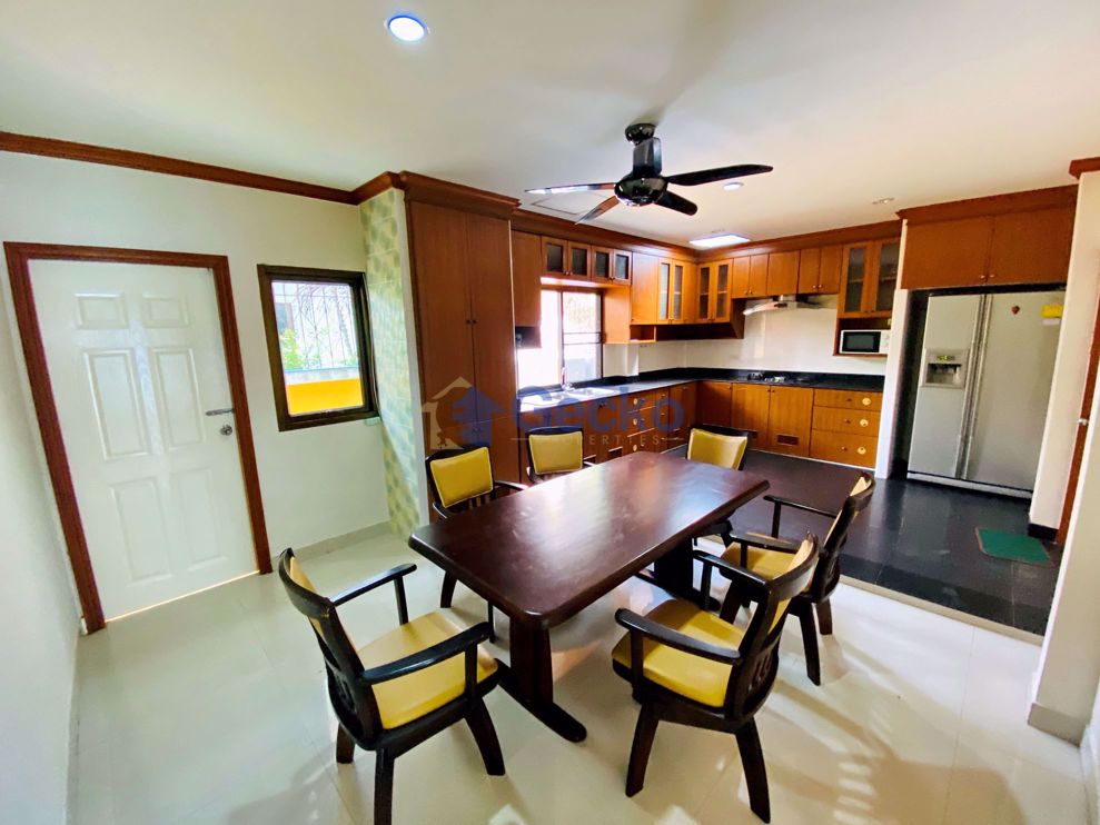3 ห้องนอน บ้าน in Eakmongkol 2  จอมเทียน H008423 (Photo 3)