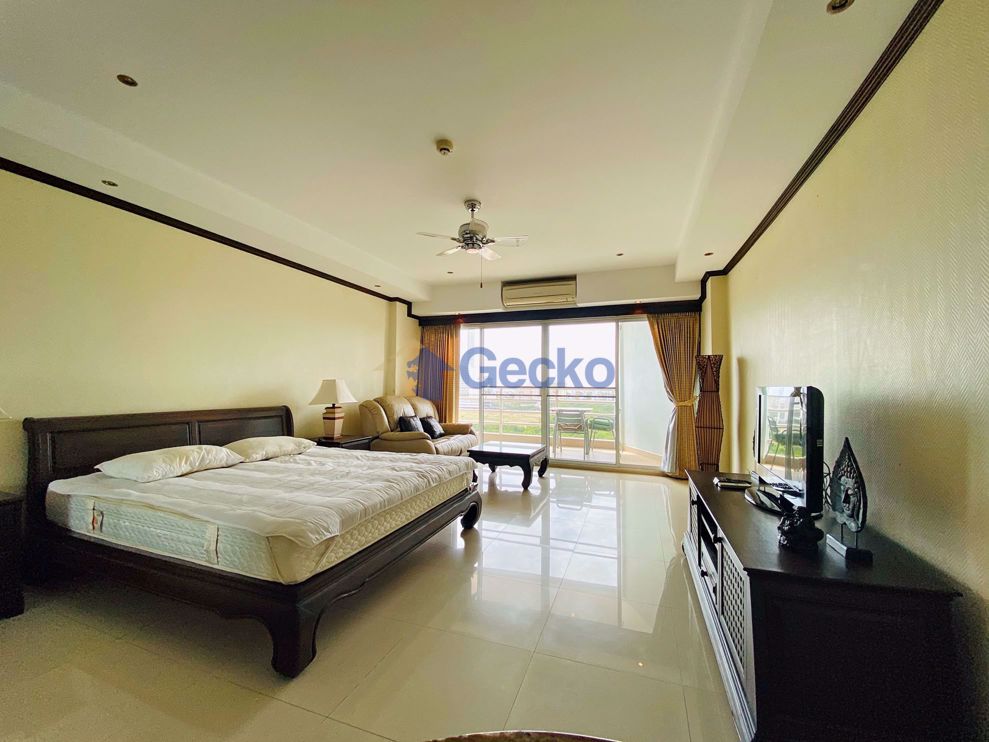 สตูดิโอ คอนโดมิเนี่ยม in View Talay 5 จอมเทียน C008656 (Photo 4)