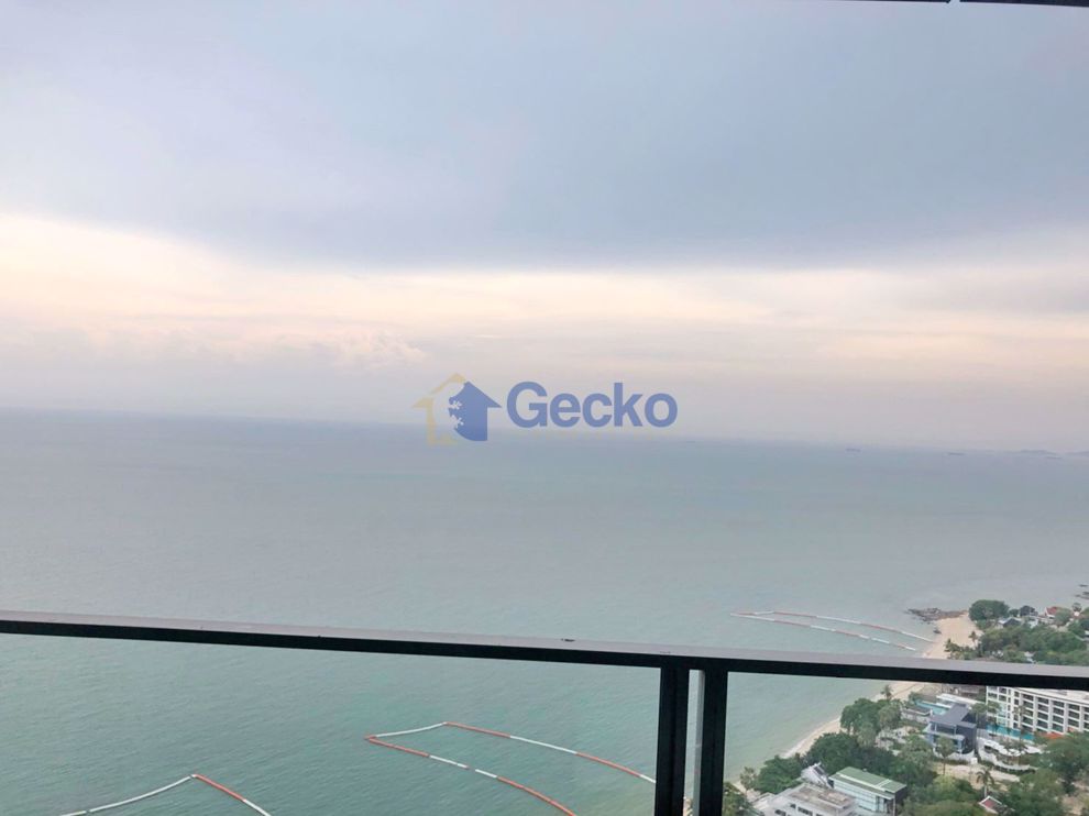 Studio Condo in Northpoint Wongamat C008452 (Cover Photo)
