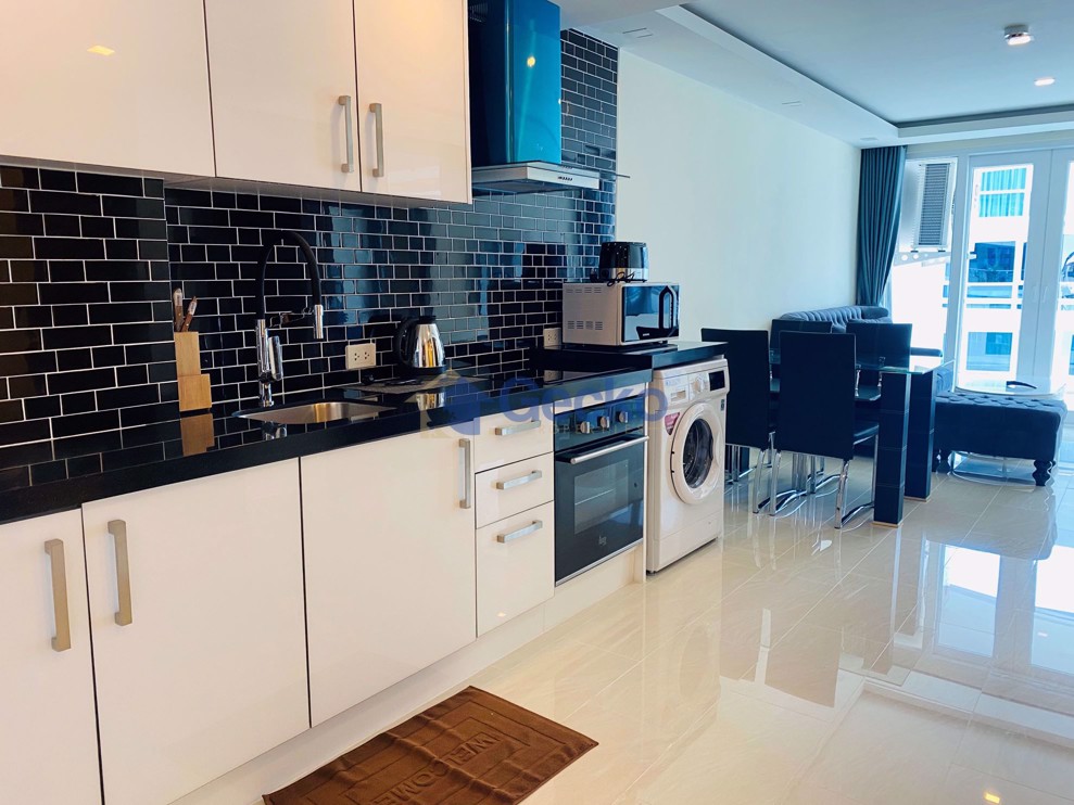 2 Bedrooms Condo in Grand Avenue Central Pattaya C008889 (Photo 2)