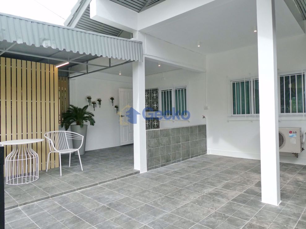 2 Bedrooms House  Central Pattaya H008461 (Photo 2)