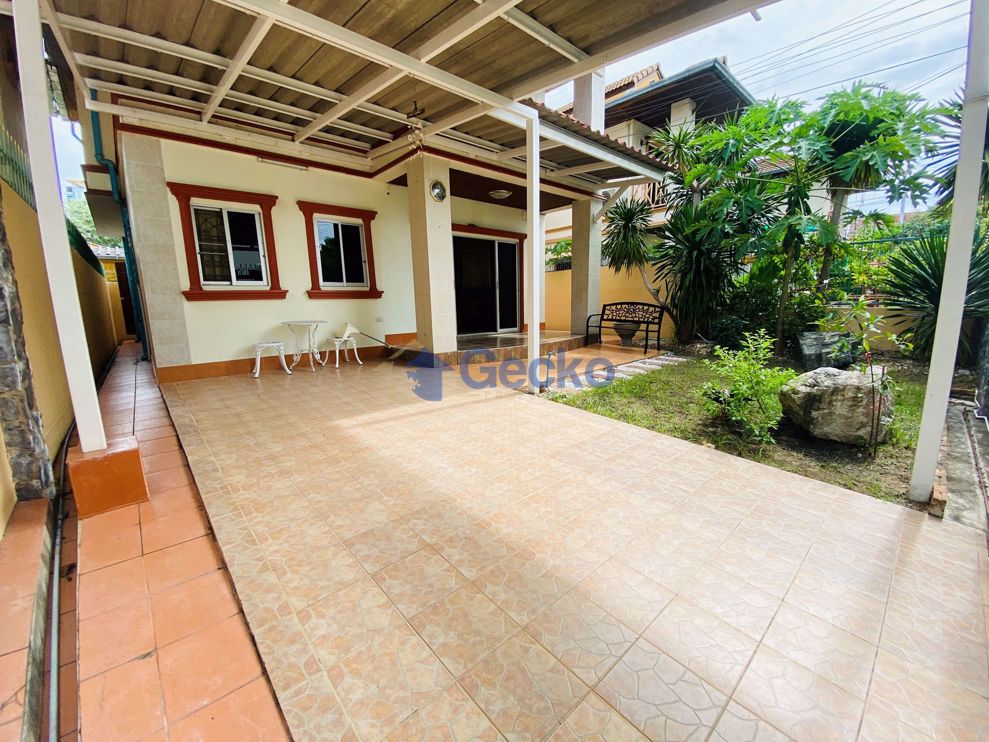 4 ห้องนอน บ้าน  นาเกลือ H008679 (Photo 1)