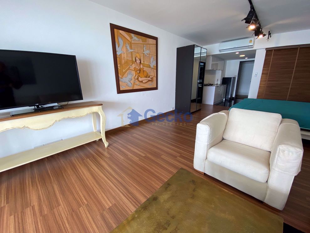 Studio Condo in Metro Jomtien Condotel Jomtien C008909 (Photo 3)