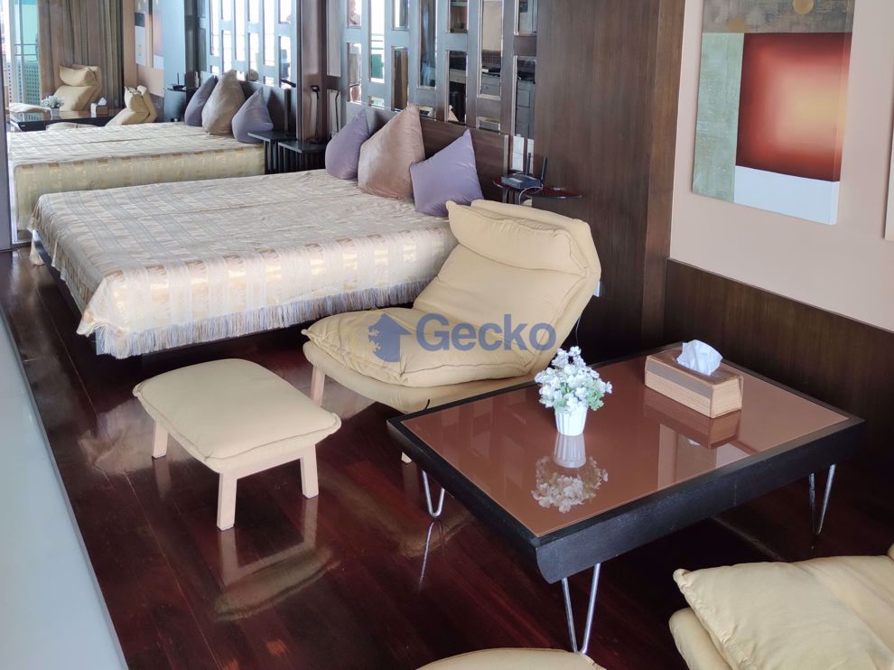 Studio Condo in View Talay 3 Pratumnak C008476 (Photo 2)