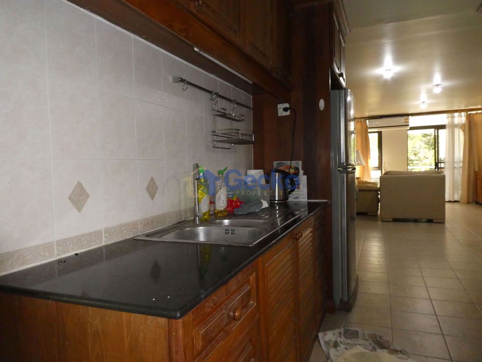 1 Bedroom Condo in Metro Jomtien Condotel Jomtien C008915 (Photo 2)