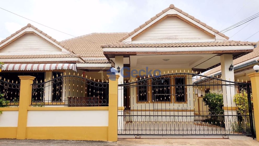 3 Bedrooms House in Royal Green Park  East Pattaya H008931 (Cover Photo)