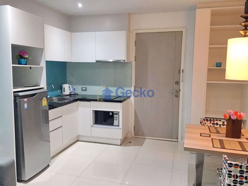1 Bedroom Condo in Atlantis Condo Resort Jomtien C008499 (Photo 2)