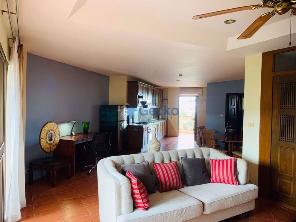 1 Bedroom Condo in Chateau Dale Thabali Condo Jomtien C008511 (Photo 3)