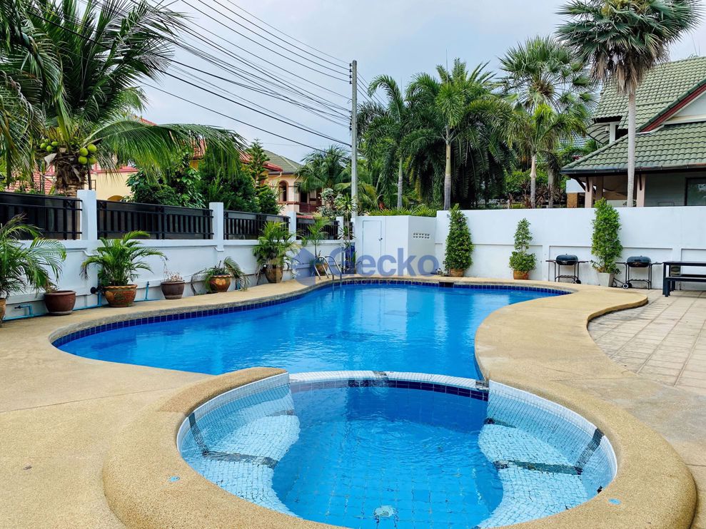 6 Bedrooms House in Central Park 4/2  East Pattaya H008171 (Photo 4)