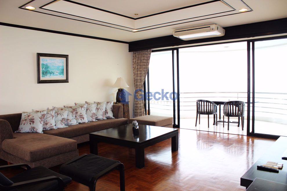 3 ห้องนอน คอนโดมิเนี่ยม เข้า Royal Cliff พระตำหนัก C002496 (Photo 1)