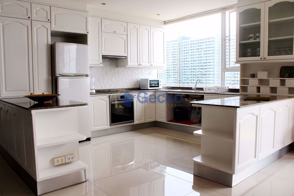 4 ห้องนอน คอนโดมิเนี่ยม in โคโคนัท บีช คอนโด จอมเทียน C007033 (Photo 2)